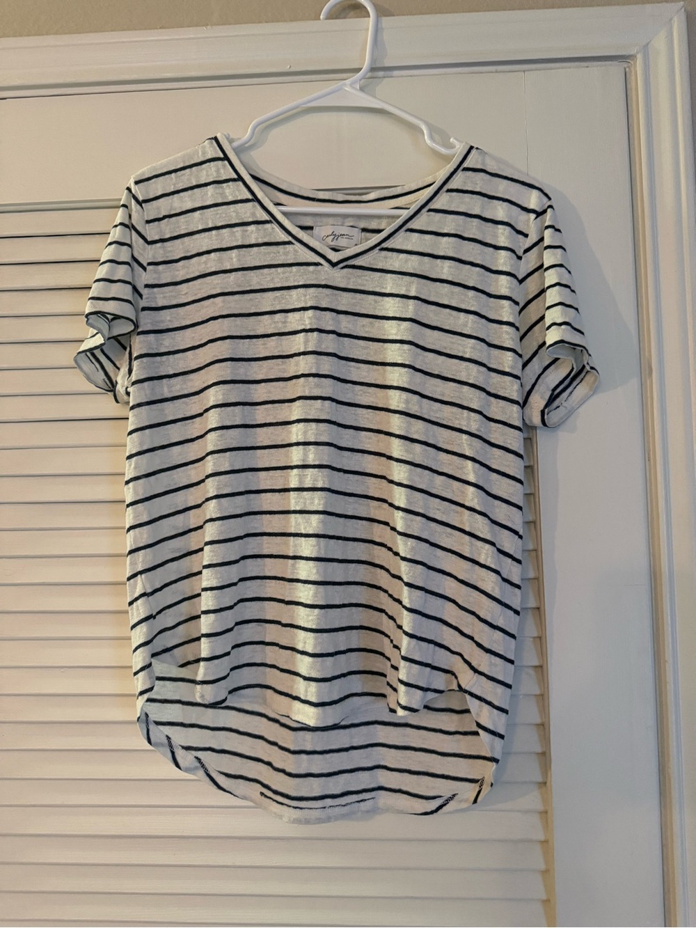Carly Jean Los Angeles White Short Sleeve V-Neck Top with Black Stripes